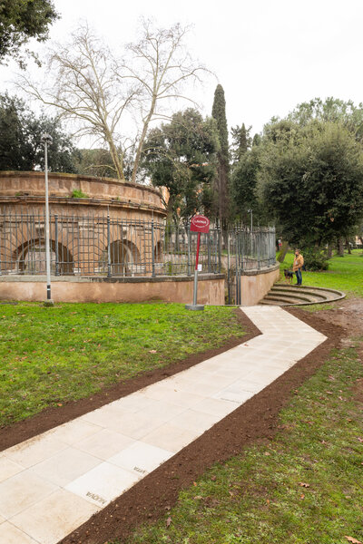 Love (Dante Desire Path)