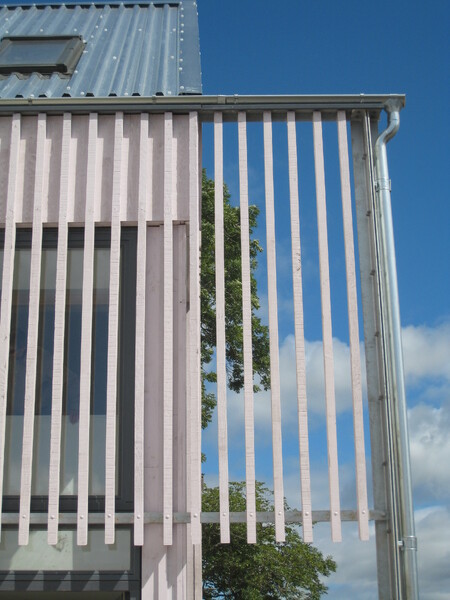 photo of extended cladding system details