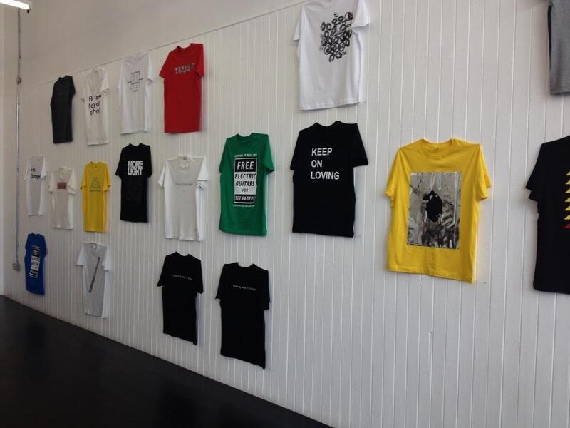 Forgetting What I Know - Knowing What I Forget.
T-shirt Produced for DISCORDIA exhibition, part of GENERATION - 25 Years of Contemporary Art in Scotland.