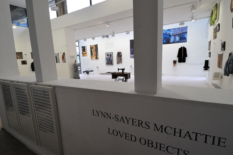 The situal self: fashioning identity discourses and loved objects