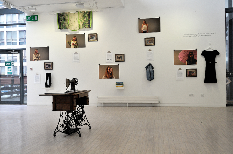 The situal self: fashioning identity discourses and loved objects