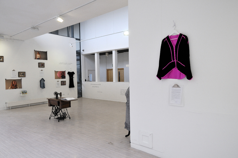 The situal self: fashioning identity discourses and loved objects