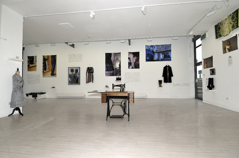 The situal self: fashioning identity discourses and loved objects