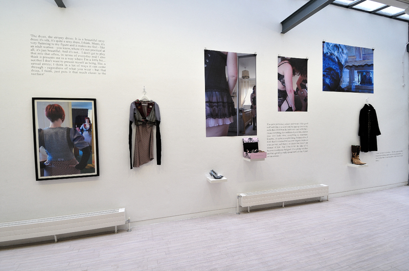 The situal self: fashioning identity discourses and loved objects