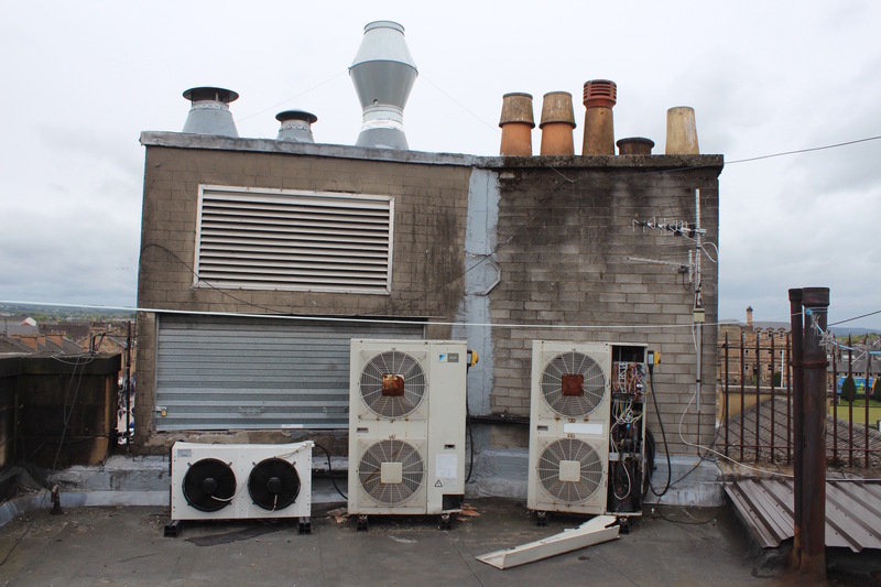 VENTILATOR