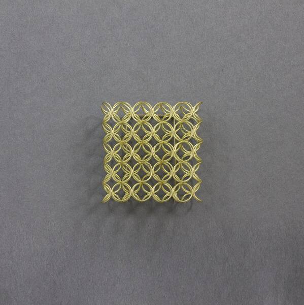 wire circles brooch, 18 carat yellow gold.  50 x 50mm