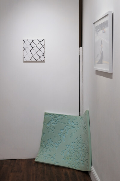 Black and White Chain Link & A Kiss_Perhaps We Should Have Stayed [Group Exhibition: Warbling Collective at Hoxton 253, London]