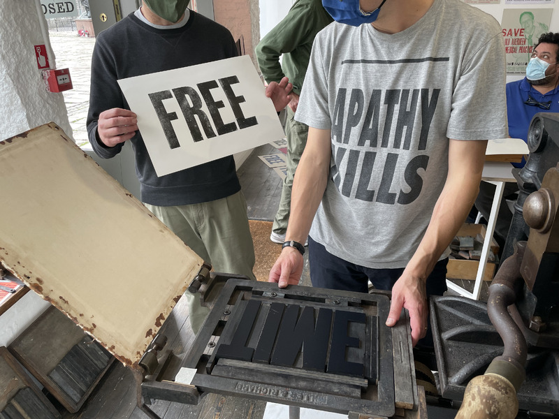 Collaborative Letterpress Printing: Knowledge Exchange Workshop @ Another world is possible:
Aberdeen People’s Press and radical media in the 1970s, The Worm Gallery, Aberdeen