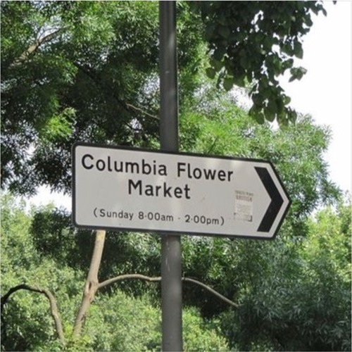 Columbia Road street sign