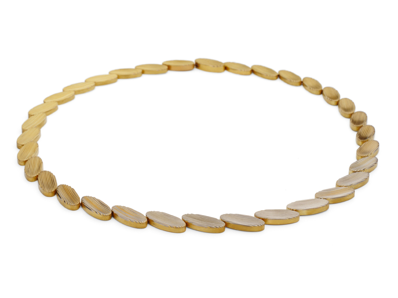 Work Exhibited in 'Jewellery all along the Line' - Galerie Handwerk